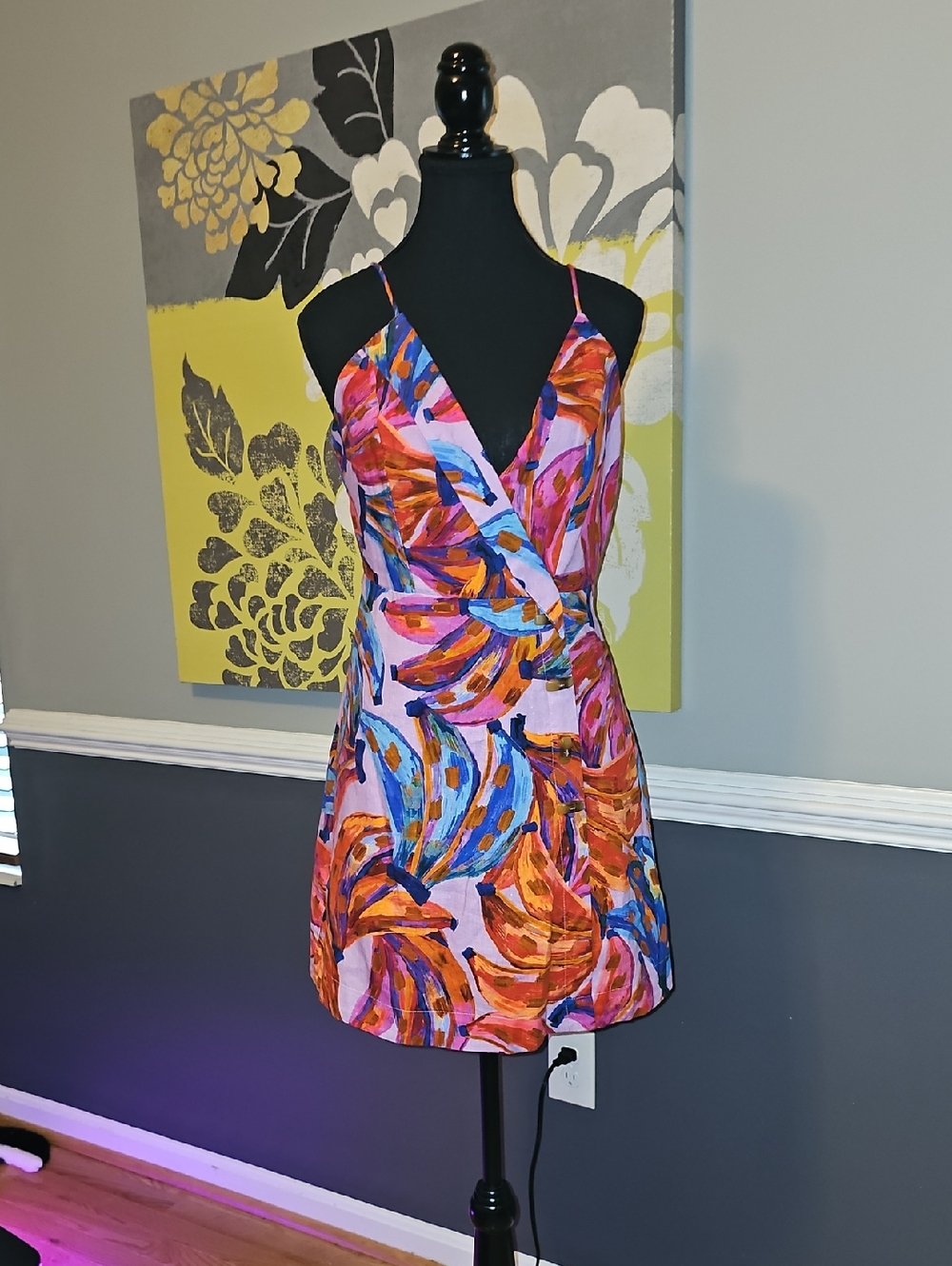 FARM Rio Vibrant Abstract Strappy Mini Dress in Pink, Blue, Orange, Purple Sz M